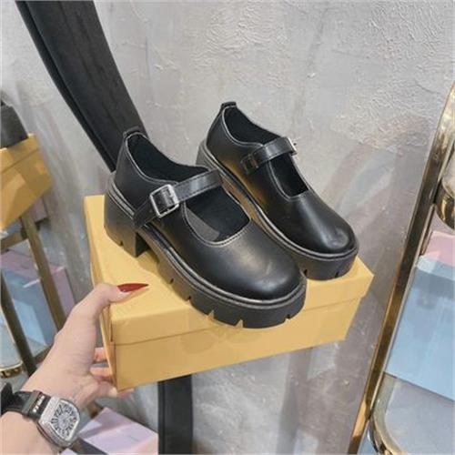 OXFORD NU 6261 